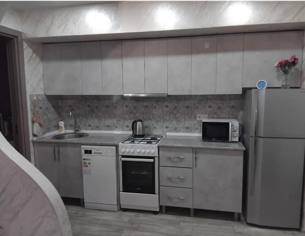 巴统Apartament With Sea View公寓 外观 照片